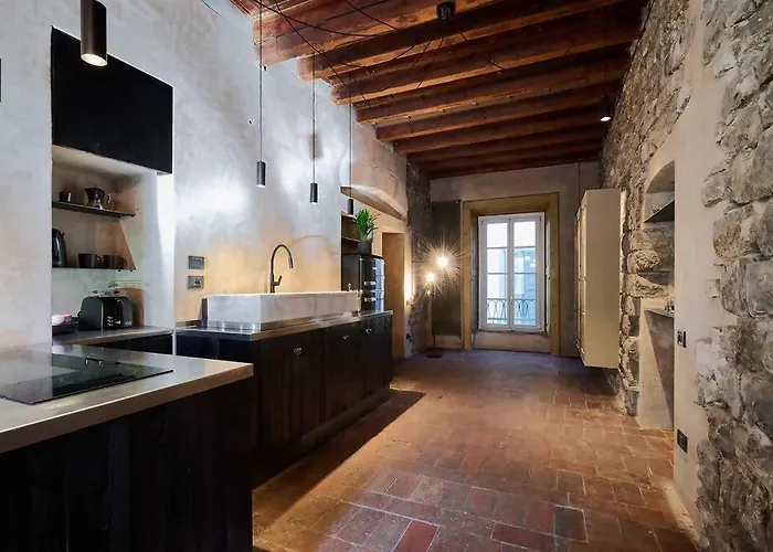 Domus Dea Luxury Apartment *